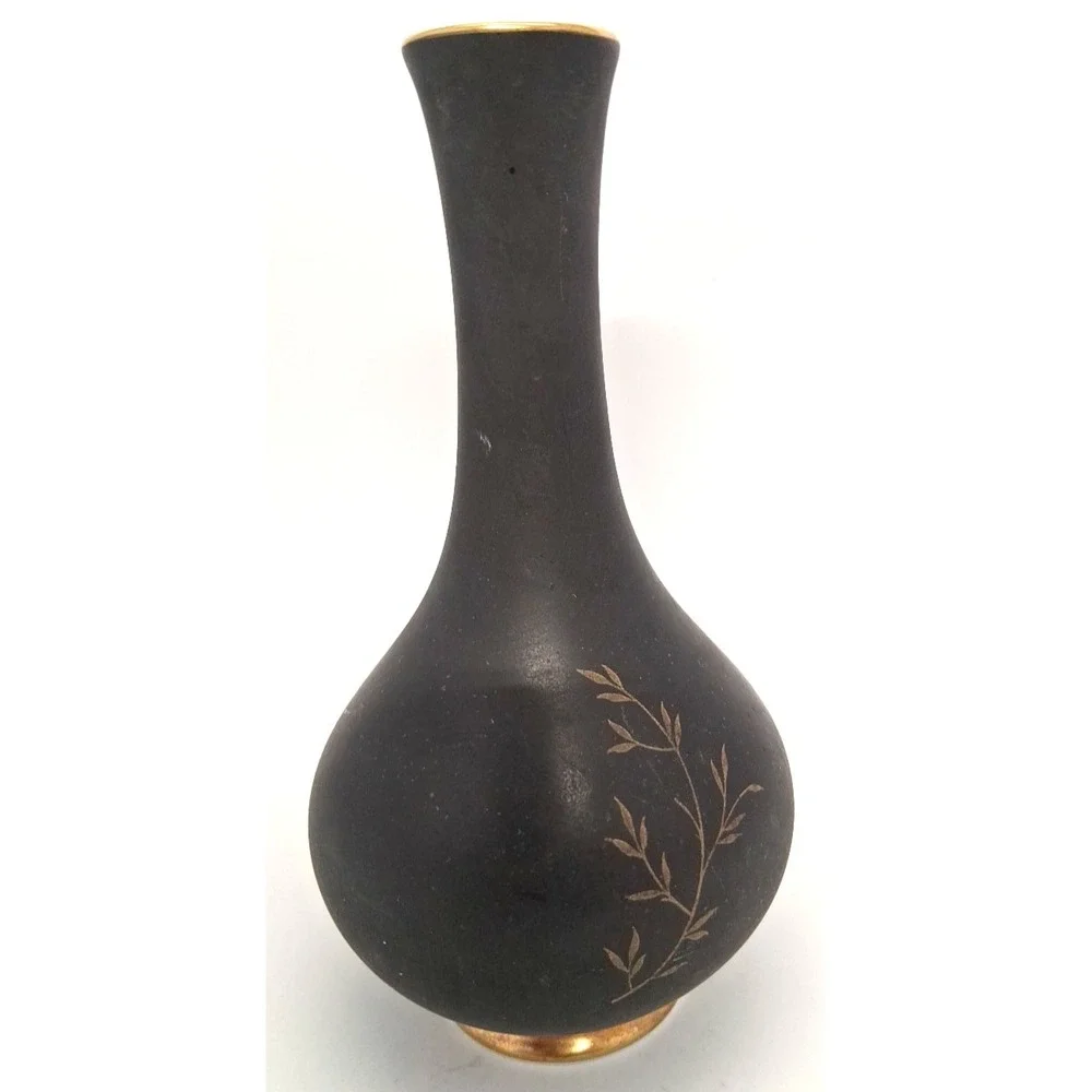 22 Karat Gold Rimmed on Royal‎ Porzellan Bavaria Handarbeit Vase